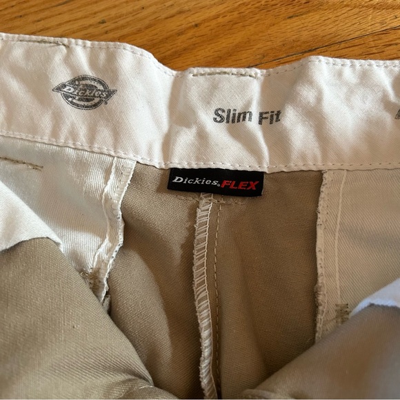 Dickies Men’s Slim Fit Flat Front Tan Shorts Size 29 - Picture 11 of 11